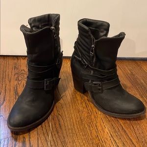 Steve Madden Boots
